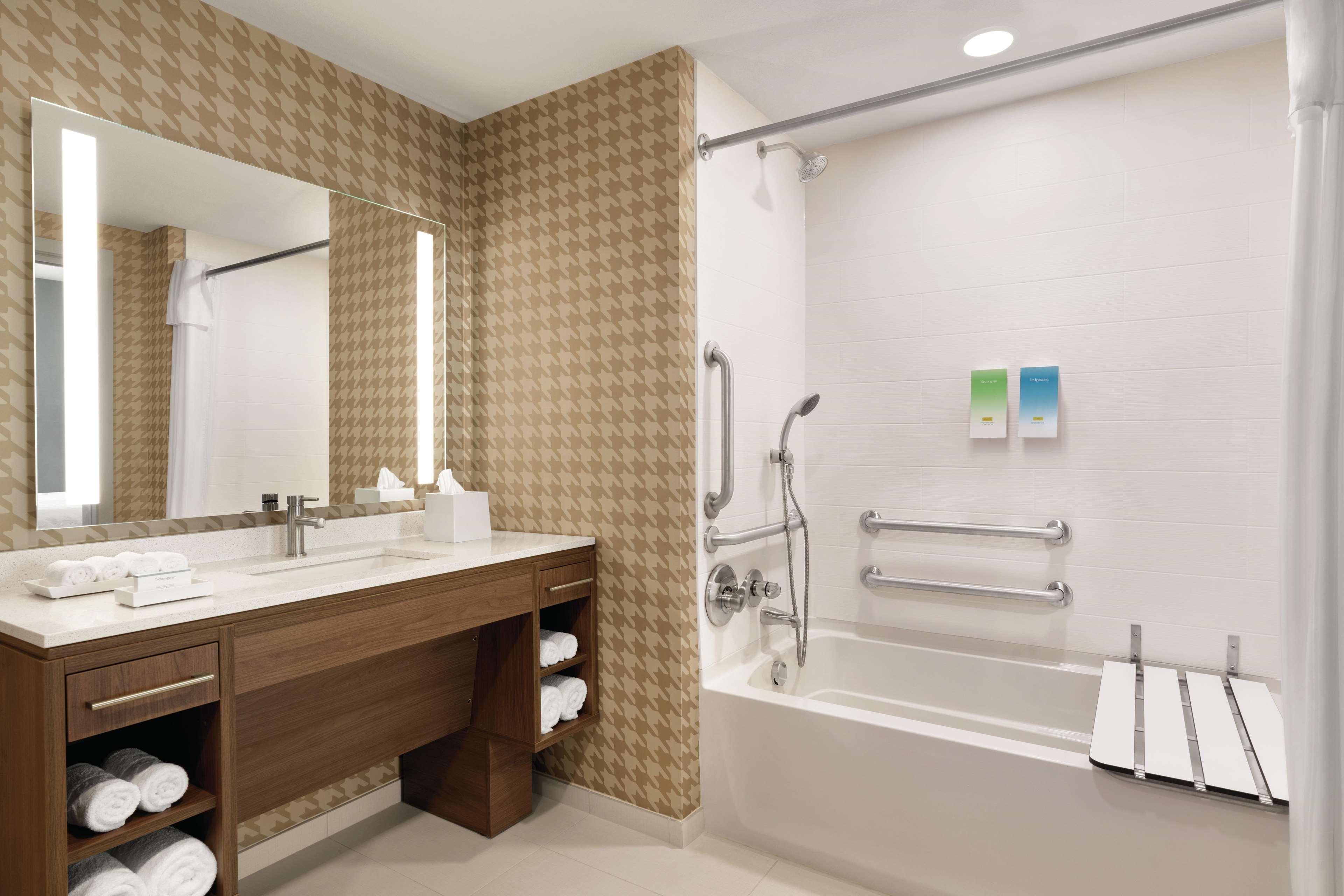 Home2 Suites By Hilton Lancaster Rohrerstown Экстерьер фото